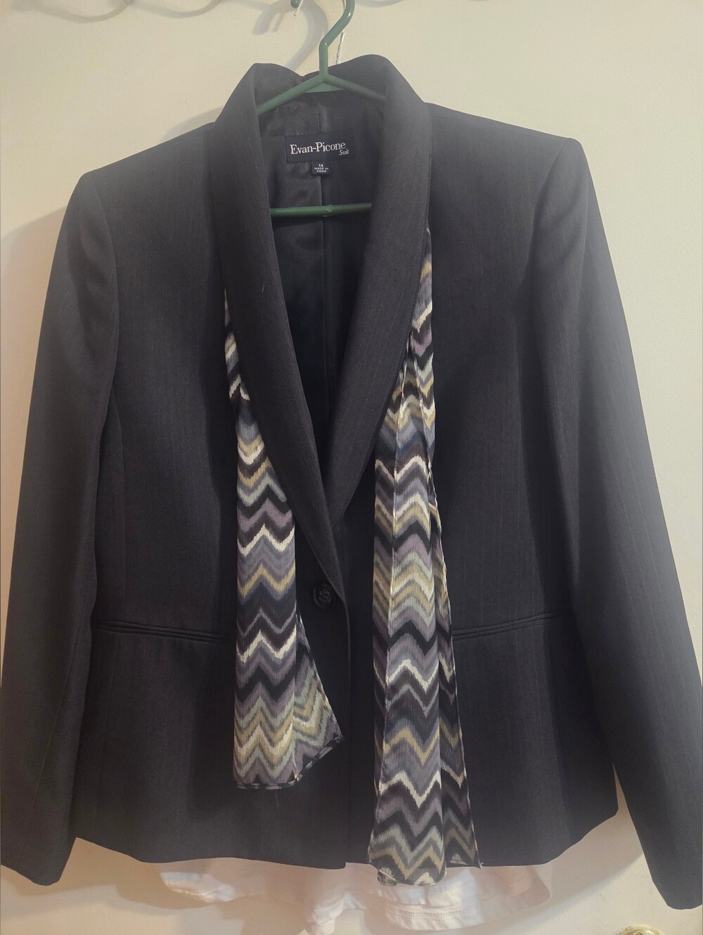 Evan-Picone Blazer w/scarf Ladies Size14 Charcoal Pinstrip NWOT